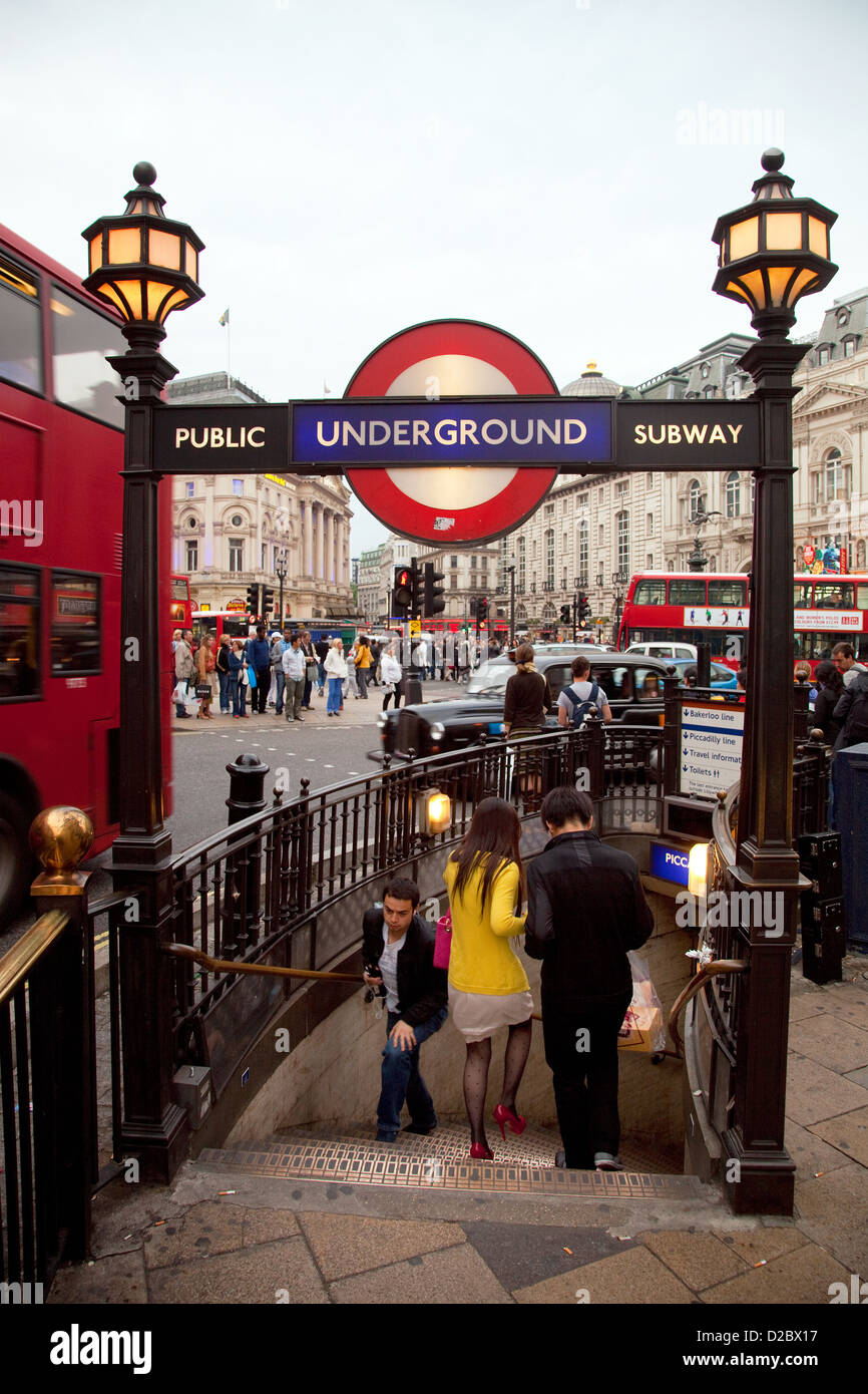 London, UK, Underground station at Piccadilly Circus Stock Photo Alamy