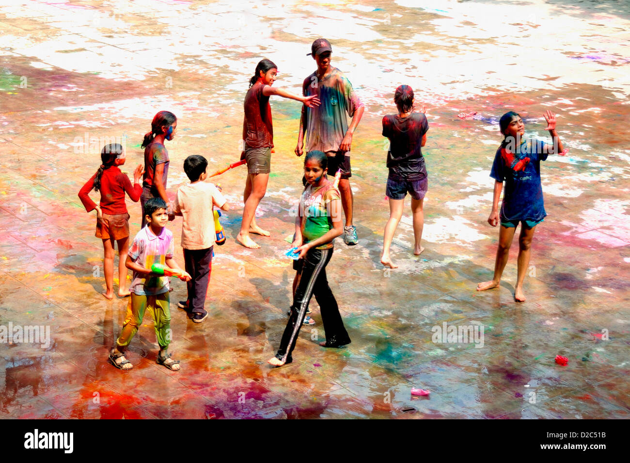holi colors india mumbai maharashtra