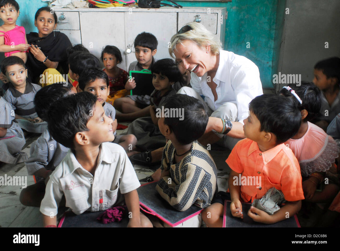 Children At Amrae An Ngo At Nehru Nagar, Golibar Slum, Santacruz, Bombay Mumbai, Maharashtra, India Stock Photo