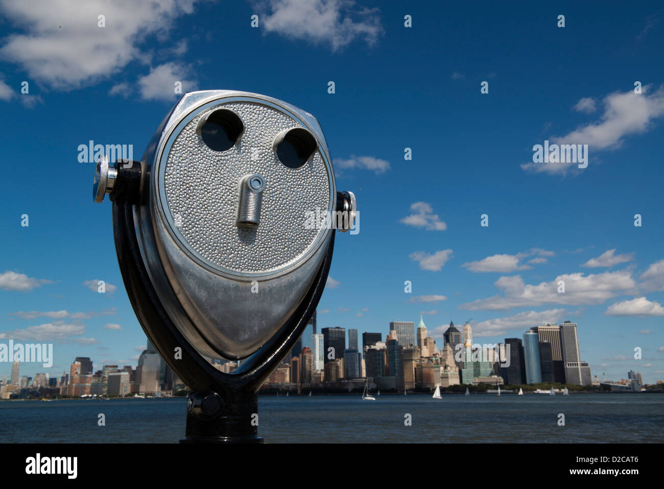 Telescope for the public to view Lower Manhattan and New York City