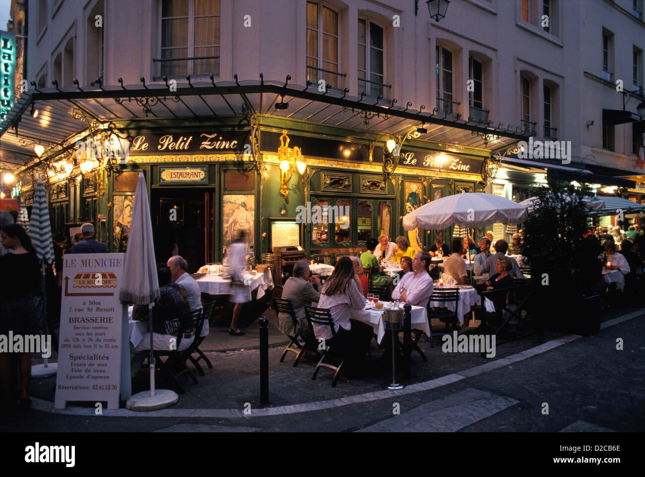 France, Paris, Outdoor Restaurant At Night Stock Photo - Alamy