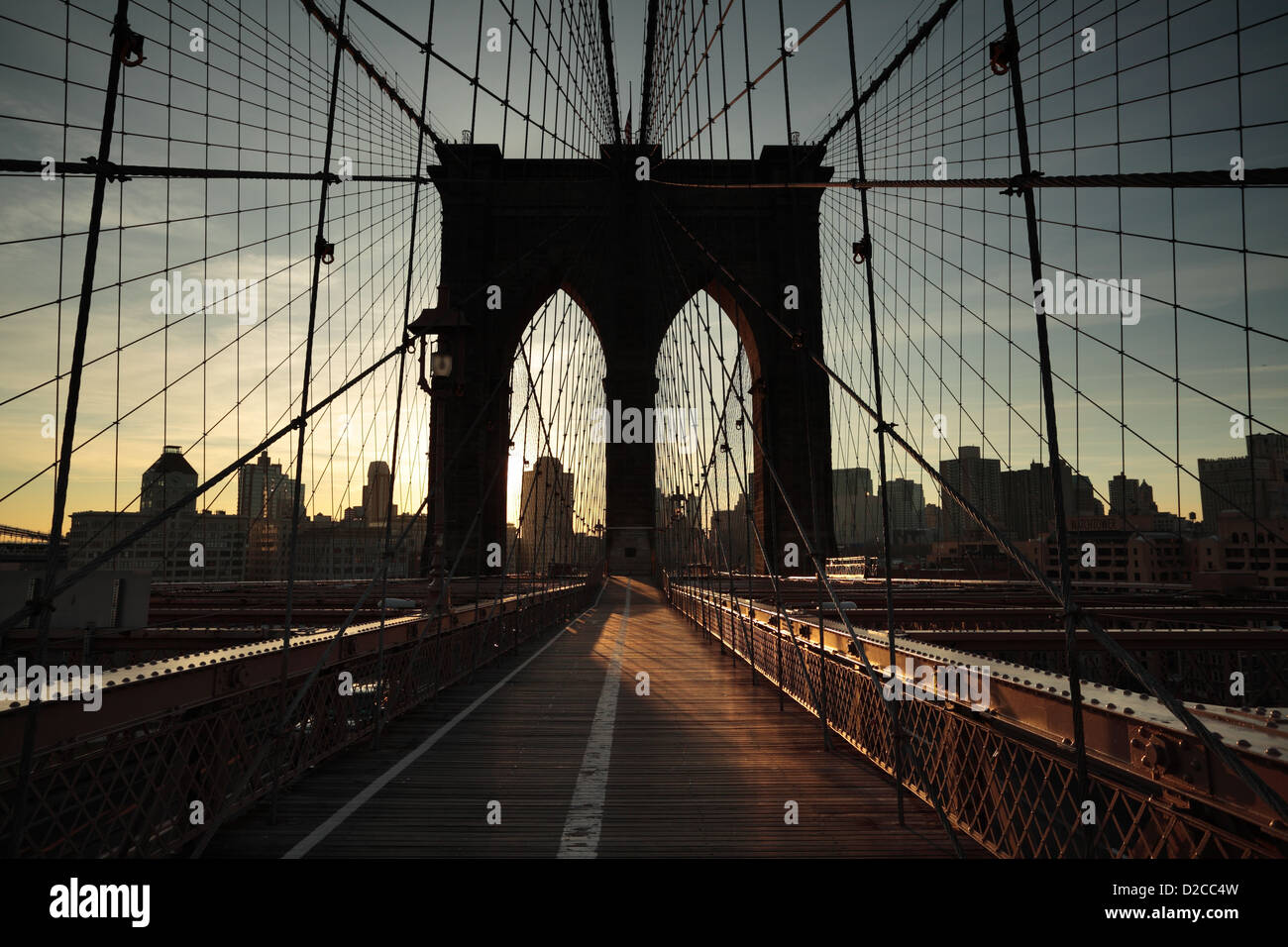 Brooklyn Bridge at sunrise, New York Stock Photo - Alamy