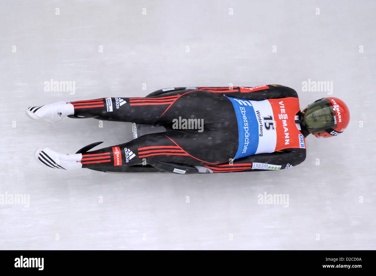 https://c8.alamy.com/comp/D2CD0A/german-luger-anke-wischnewski-speeds-down-the-ice-canal-during-the-D2CD0A.jpg