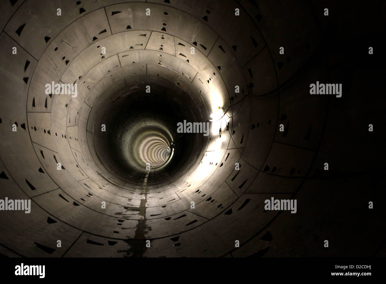 Underground unfinished tunnel construction Stock Photo - Alamy