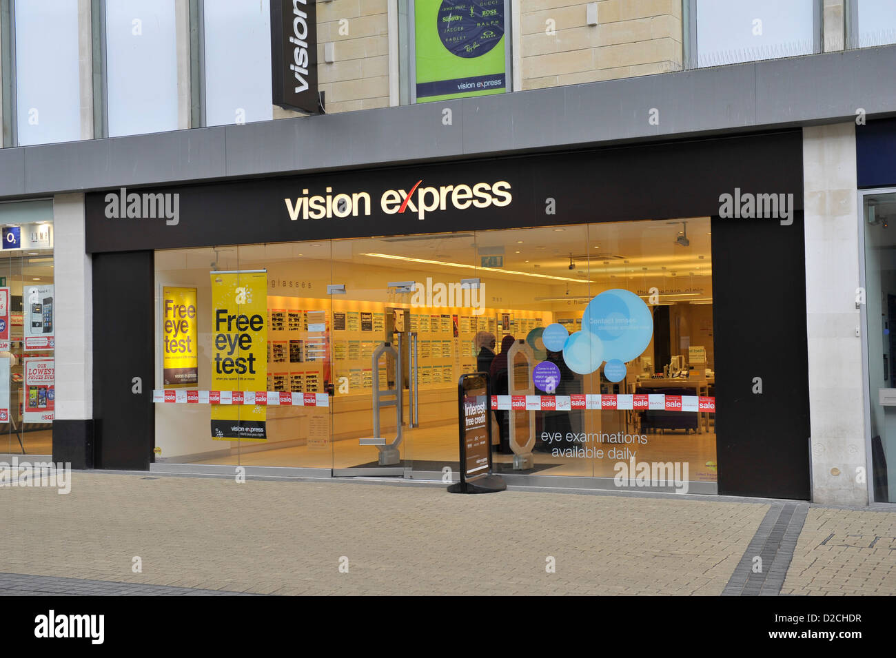Vision Express Retail shop or unit on UK street Stock Photo Alamy