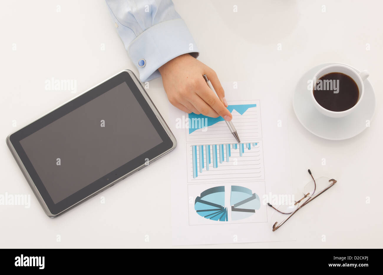 Business charts company financial hi res stock photography and images Business charts company financial hi res stock photography and images