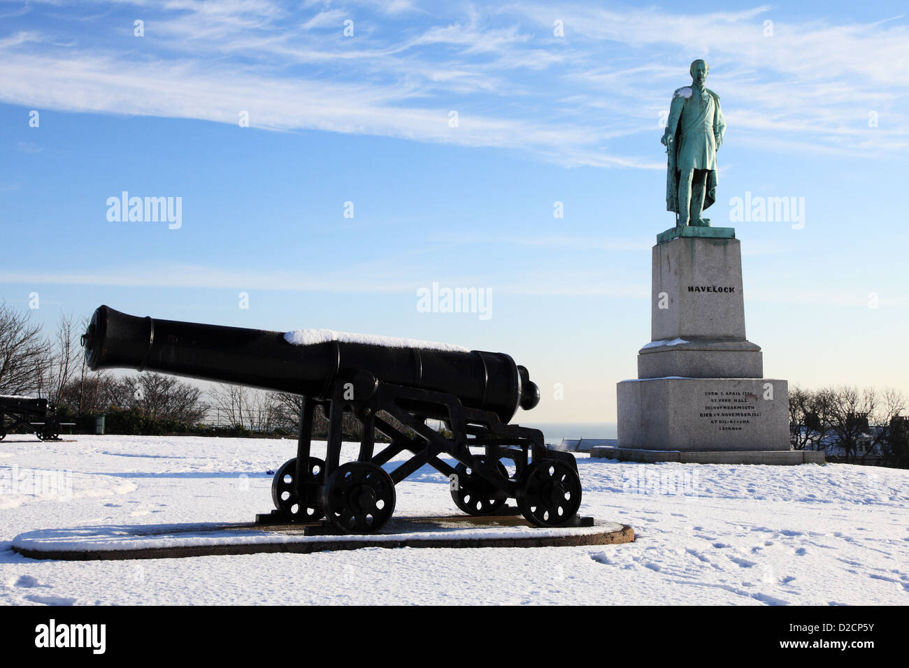 Replica cannon and Statue of Sir Henry Havelock within Mowbray Park Sunderland north east England UK Stock Photo