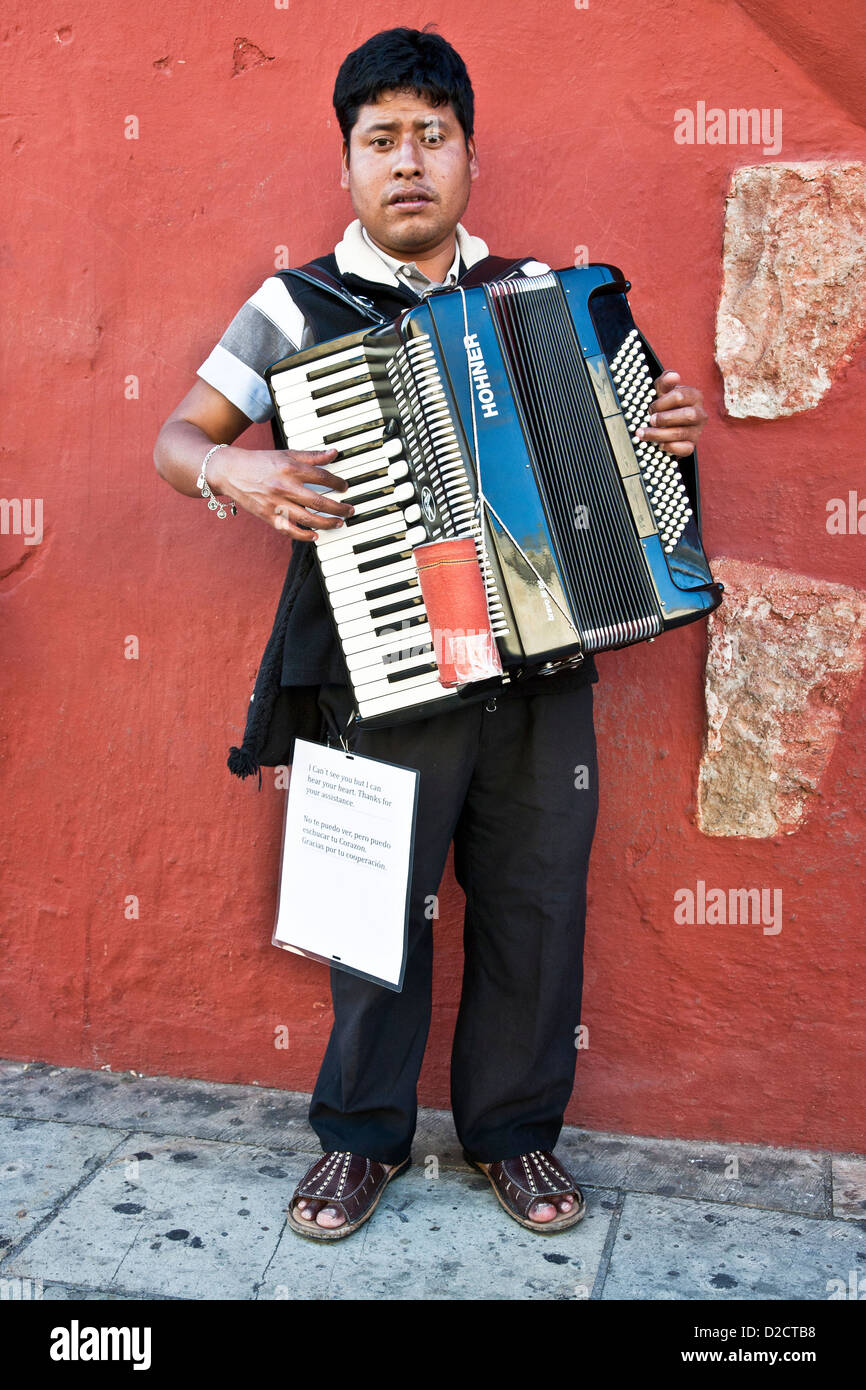 Mexican music accordion hires stock photography and images Alamy