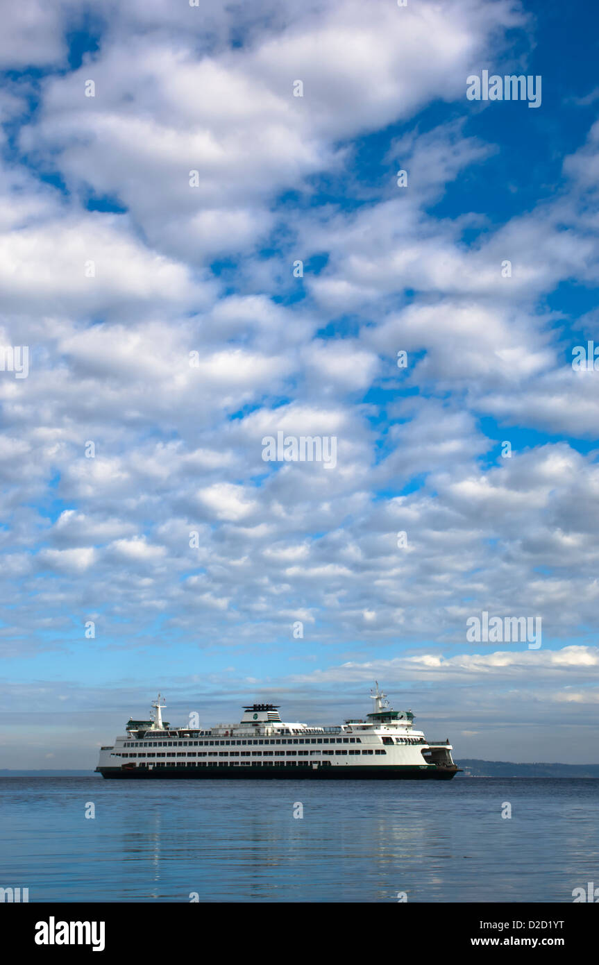Edmonds ferry puget sound seattle hires stock photography and images