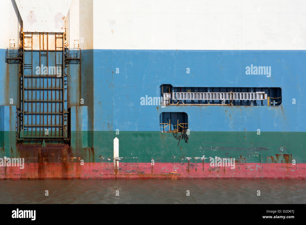 Depth marker on the hull of ship Stock Photo - Alamy