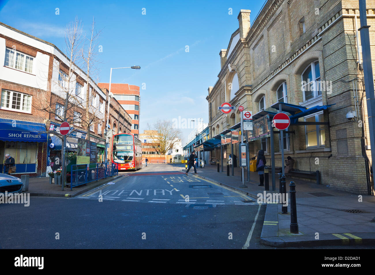 Chester train station hires stock photography and images Alamy