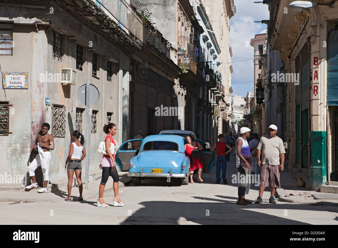 Havana, Cuba, local street scene Stock Photo - Alamy
