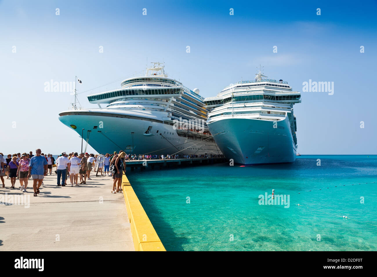 Cruise in caribbean islands hires stock