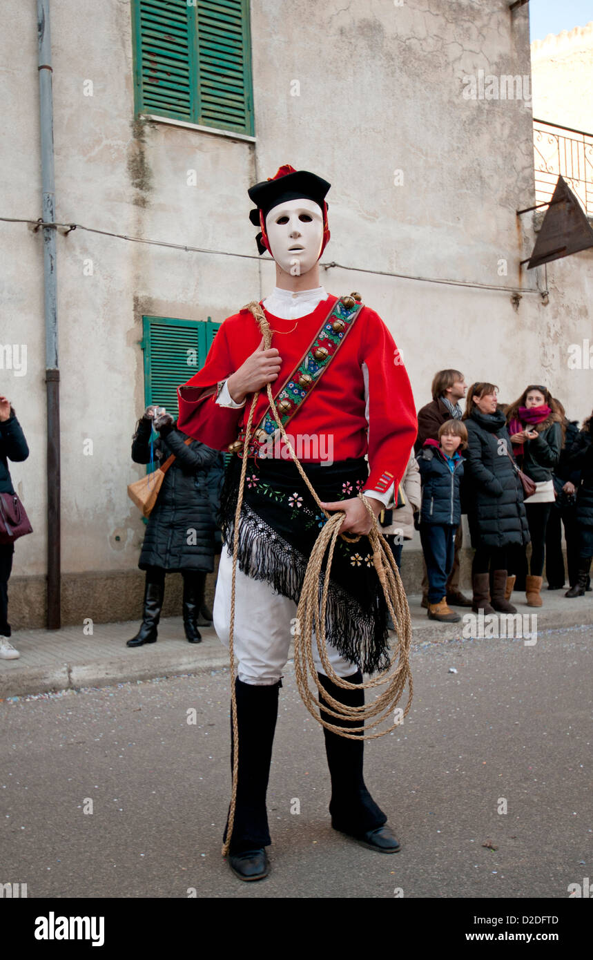 The Issohadore of the Mamuthones mask at the Carnival parade in Mamoiada,  Barbagia, Sardinia, Italy, Europe Stock Photo - Alamy
