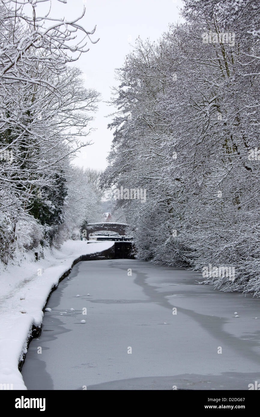 A frozen Coventry canal in Atherstone, North Warwickshire. Stock Photo
