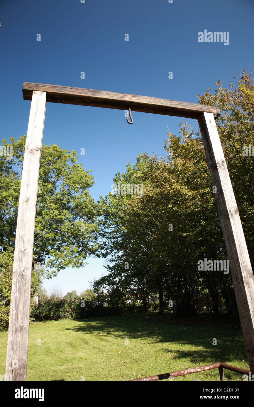 Wooden Gallows, Auschwitz concentration camp, Poland Stock Photo Alamy
