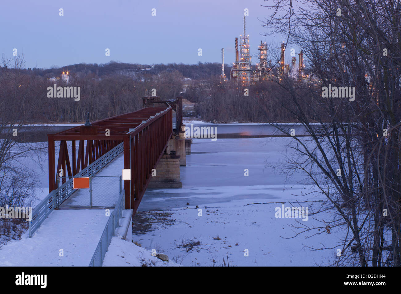 Rock Island swing bridge from Inver Grove Heights to Saint Paul Park