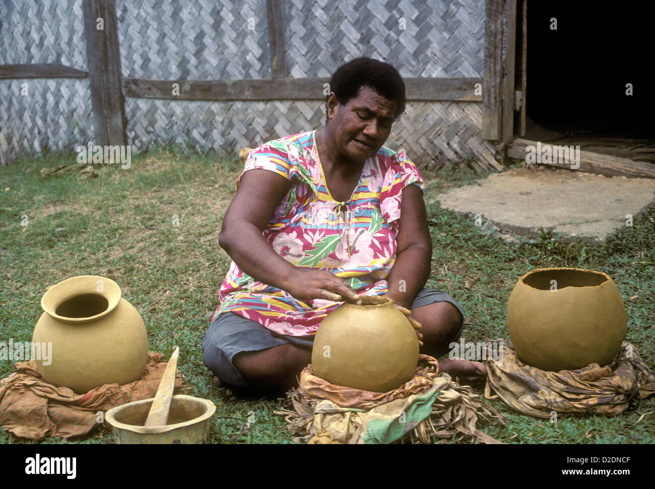 1, one, Fijian woman, making pottery, Nakabuta Pottery Village