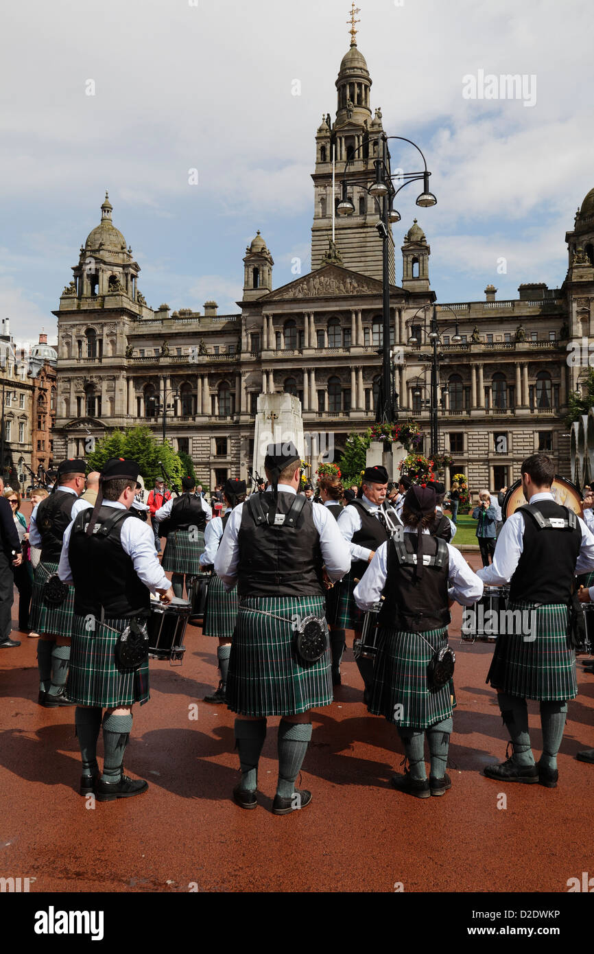 Dartmouth District Pipe Band From Halifax Nova Scotia Canada Playing At The Piping Live Event George Square Glasgow Scotland Uk Stock Photo Alamy Dartmouth District Pipe Band From Halifax Nova Scotia Canada Playing At The Piping Live Event George Square Glasgow Scotland Uk Stock Photo Alamy