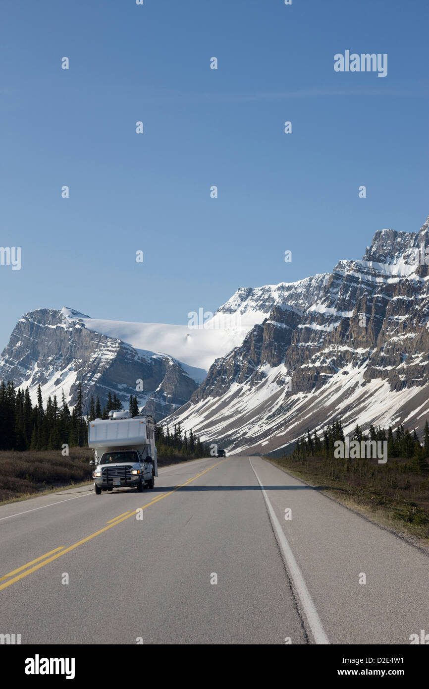 CAMPER VANS AT CROWFOOT GLACIER ICEFIELDS PARKWAY BANFF JASPER NATIONAL