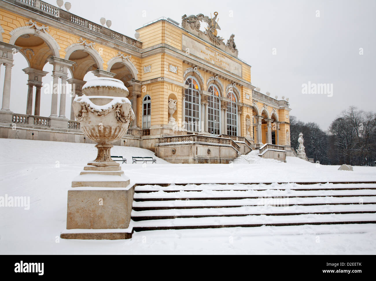 Secretos Del Hotel Winter Palace, Testigo Del Descubrimiento De La Australia