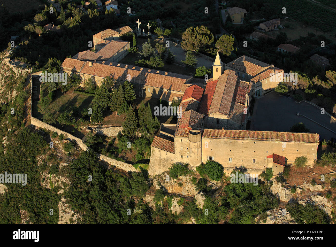 France, Gard (30), Rochefort-du-Gard, Sanctuary Notre-Dame-de-Grâce built on a rocky spur, (aerial photo) Stock Photo