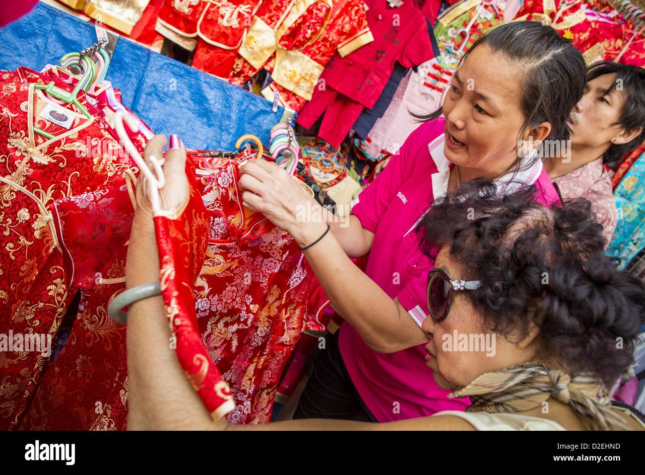 Imlek pernak pernik sambut raya peninsula lunar merayakan squline fabulous chinesenewyear Jan. 22, 2013 - Bangkok, Thailand - Women shop for new dresses for