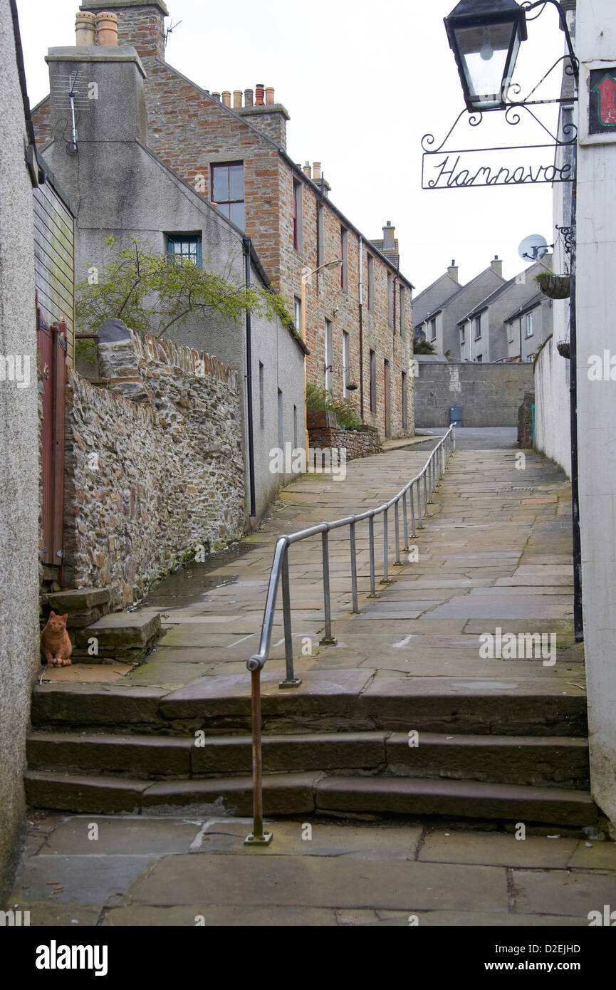 Stromness, Orkney, Northern Scotland. One of the many alleyways rising up from the old main street. Stock Photo