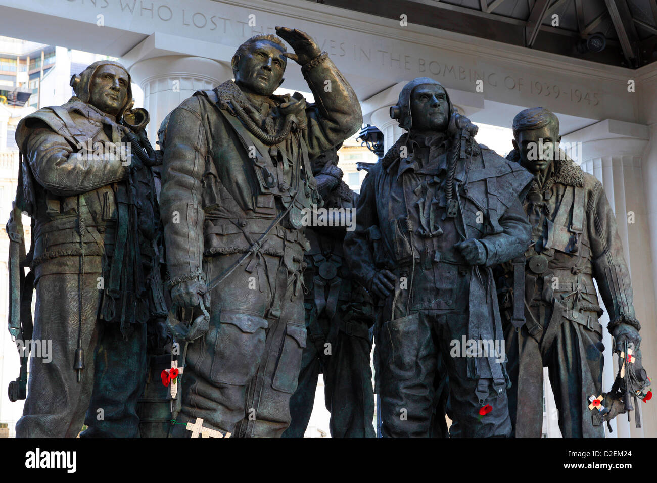 The RAF Bomber Command Memorial, situated at the western end of Green Park it was unveiled by Her Majesty Queen Elizabeth II. Stock Photo