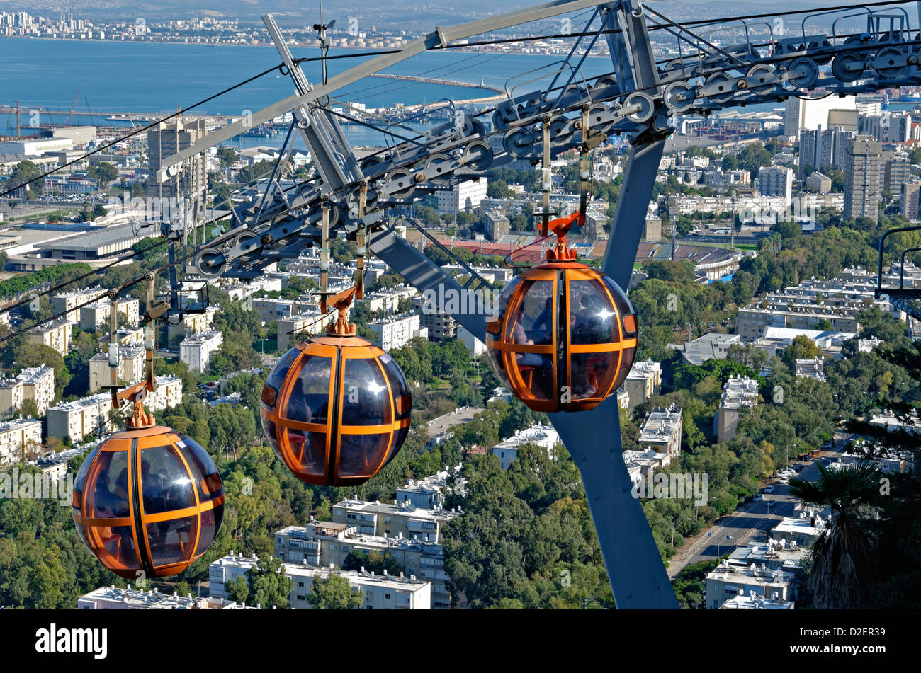 Israel, Haifa, the Stella Maris cable car station Stock Photo Alamy