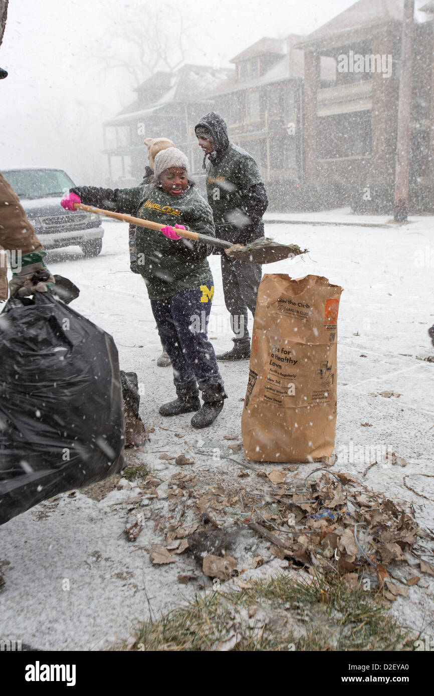 On Martin Luther King Day, college students and neighborhood residents