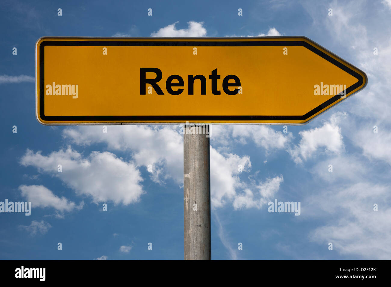 Detailansicht eines Wegweisers mit der Aufschrift Rente | Detail photo of a signpost with the title pension in German Stock Photo