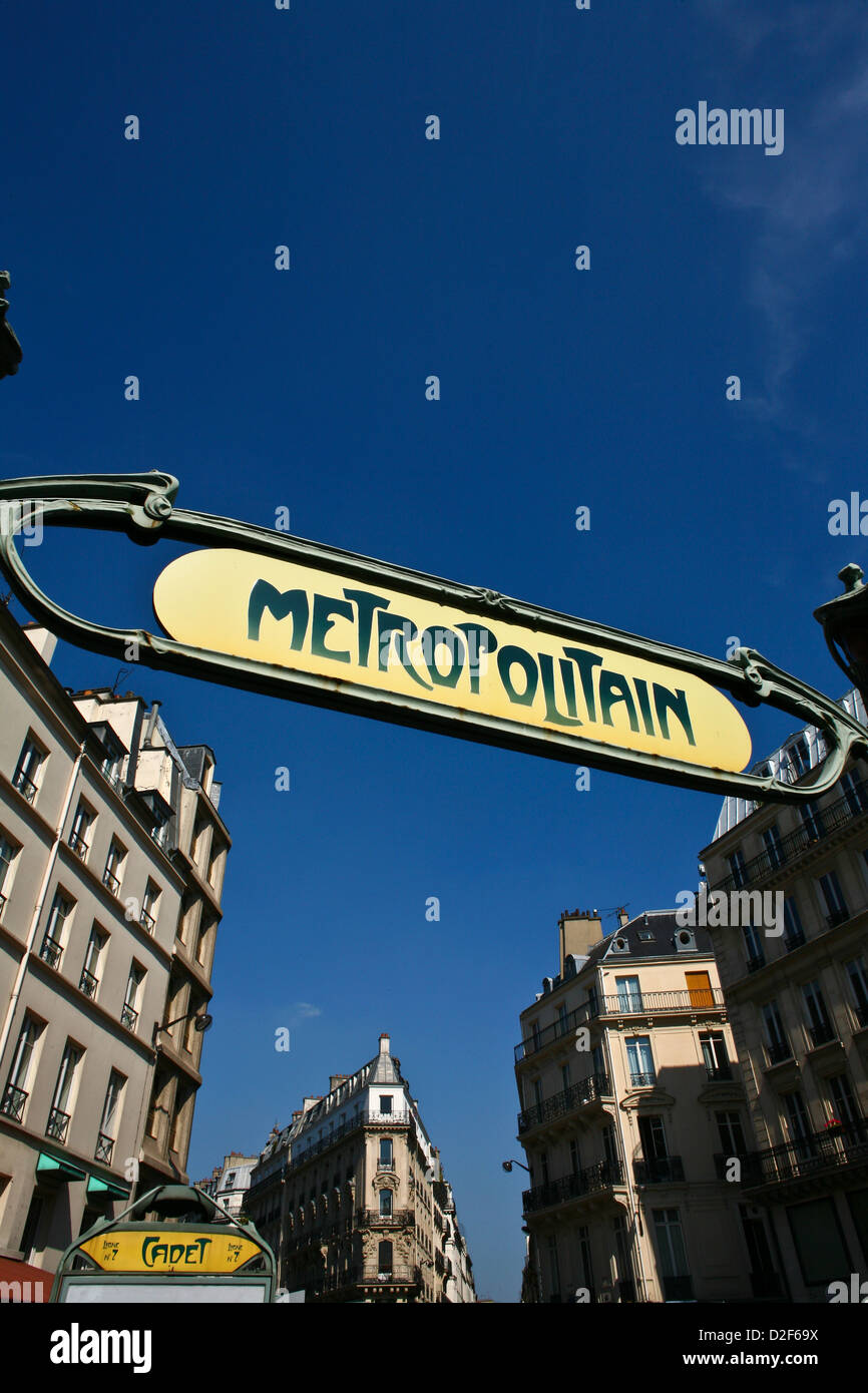 Paris metro station; Cadet Stock Photo Alamy