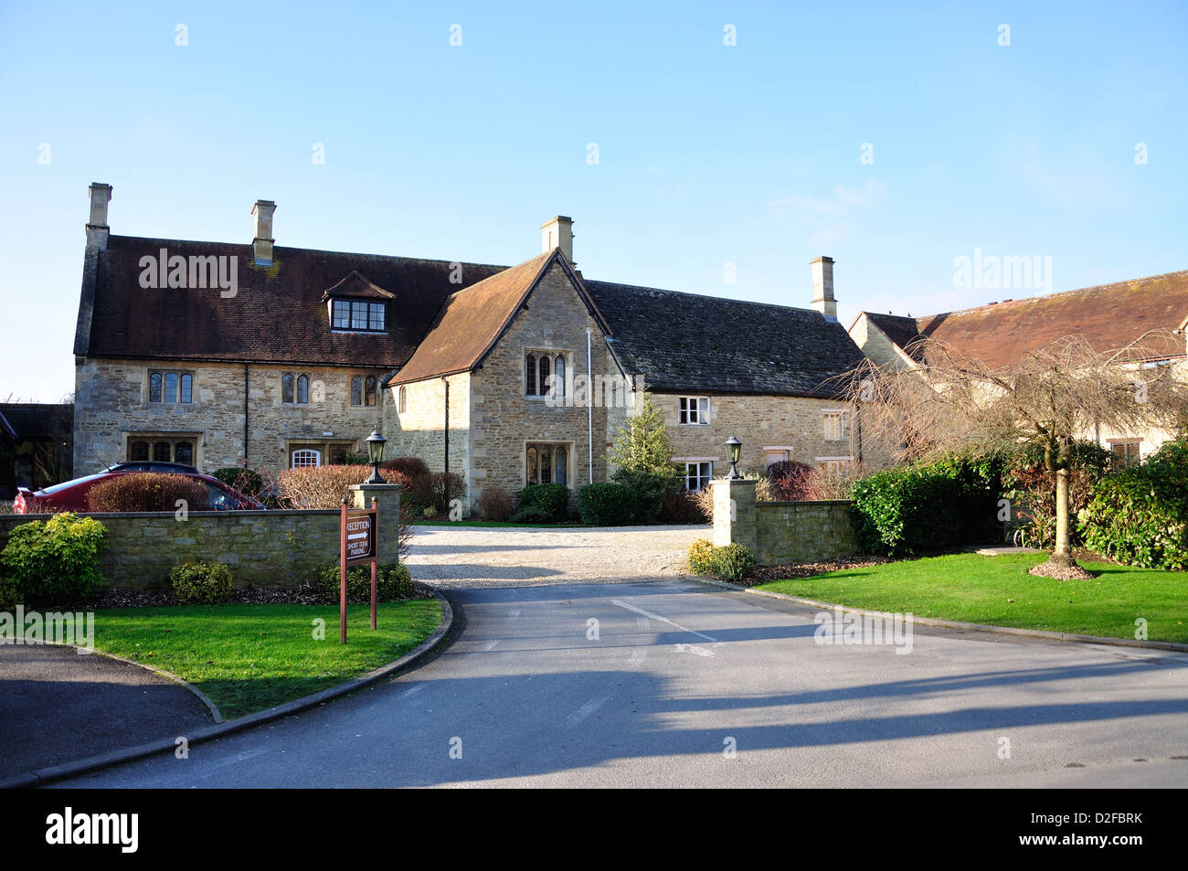 Four pillars hotel hires stock photography and images Alamy
