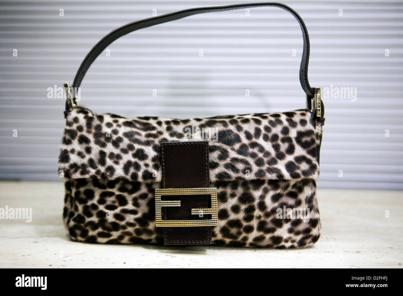 Fendi baguette bag hi-res stock photography and images - Alamy