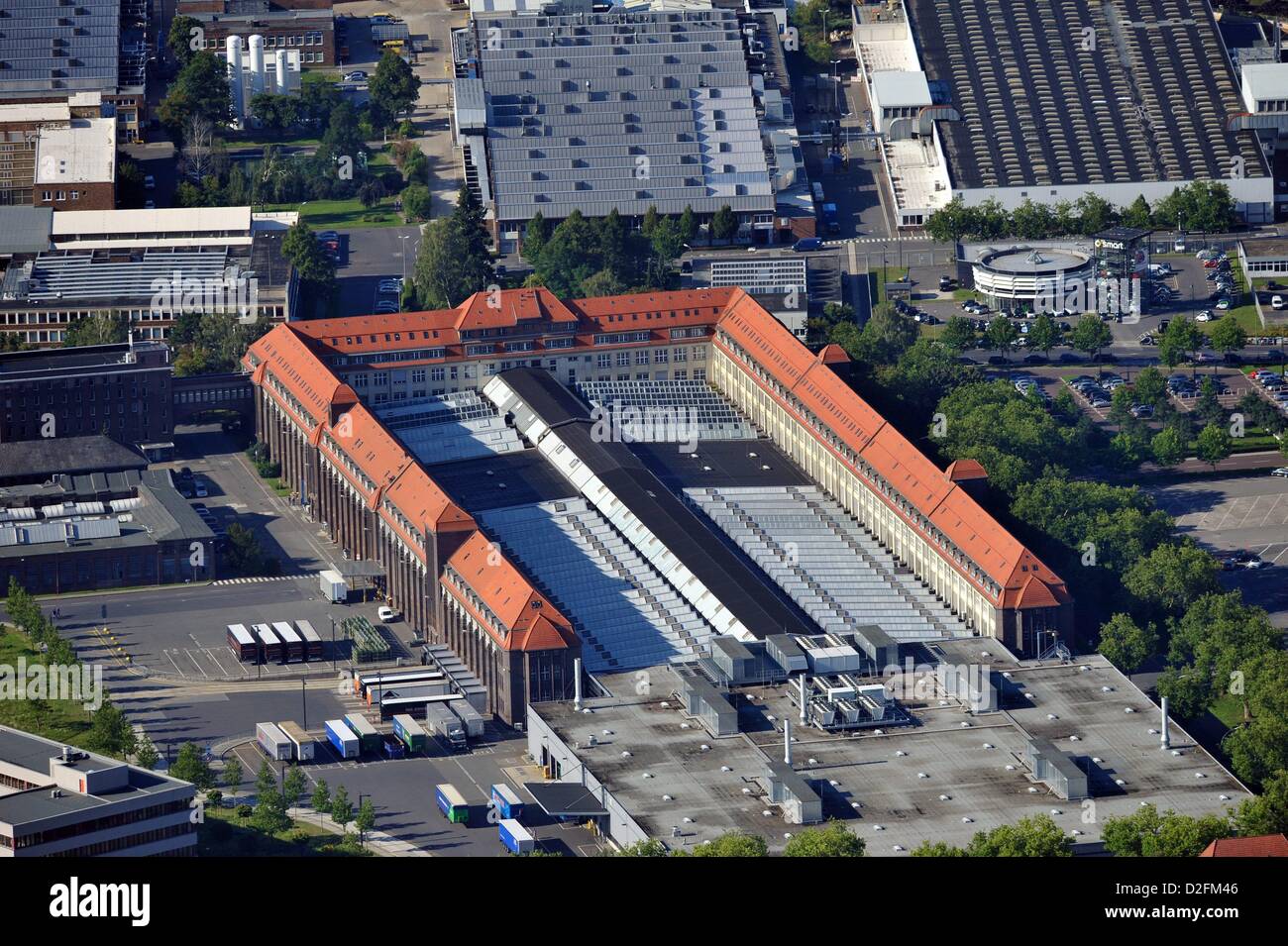 View on building 70 on the grounds of the Mercedes-Benz plant Berlin-Marienfelde on 14 August 2012. Stock Photo