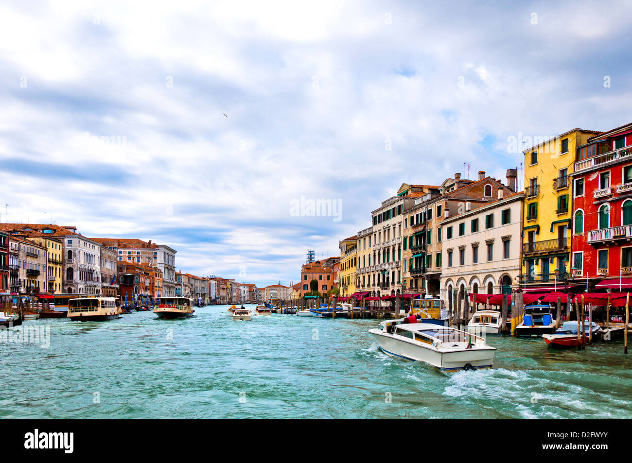 Traditional venice architecture hi-res stock photography and images - Alamy