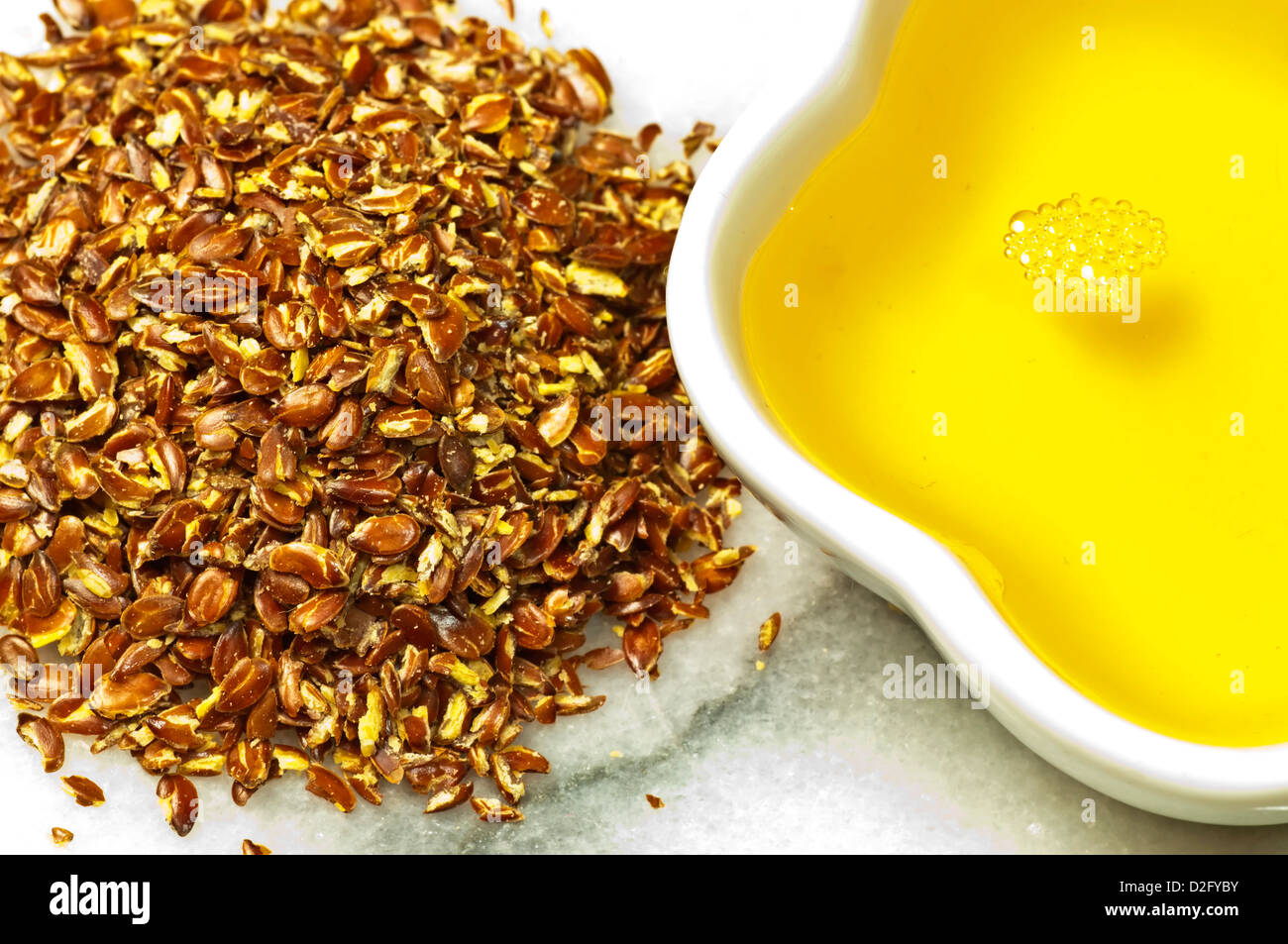 Flax seed oil hires stock photography and images Alamy