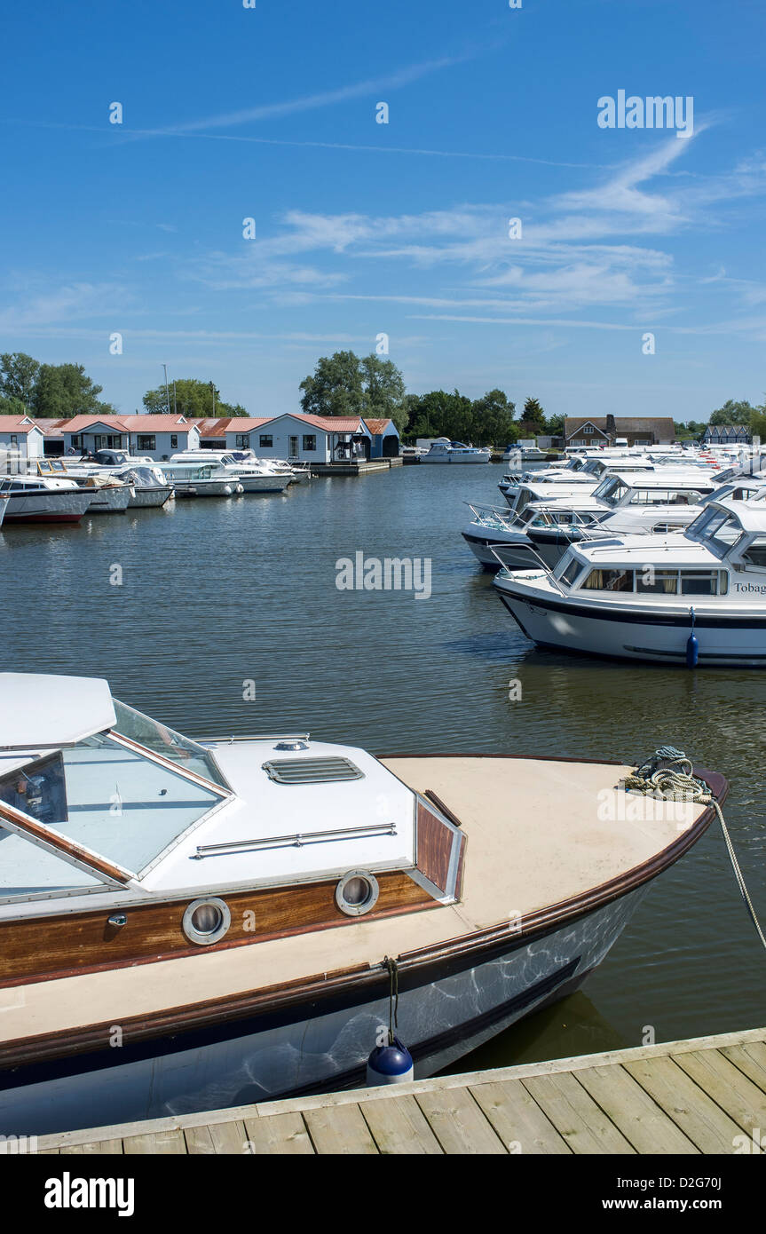 Broads Haven Boatyard With Hire Boats And Holiday Cottages At