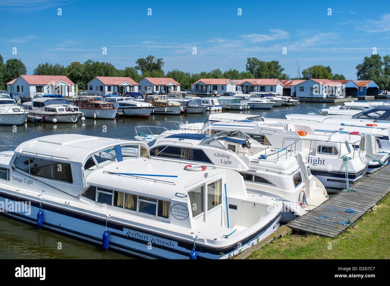 Broads Haven Boatyard With Hire Boats And Holiday Cottages At