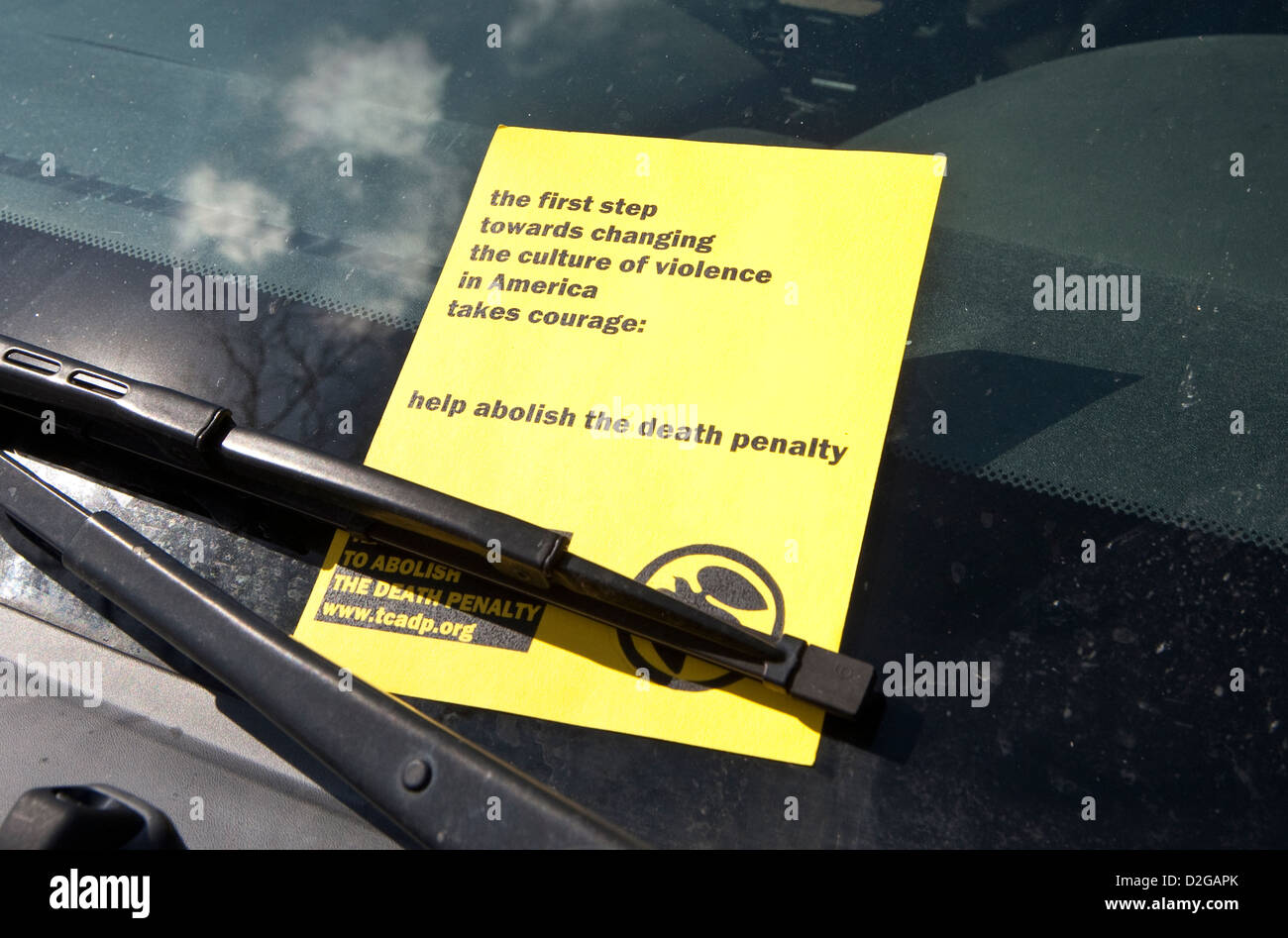 Group against the death penalty, leaves paper flier on car windshield asking to help abolish the death penalty in Austin, Texas Stock Photo
