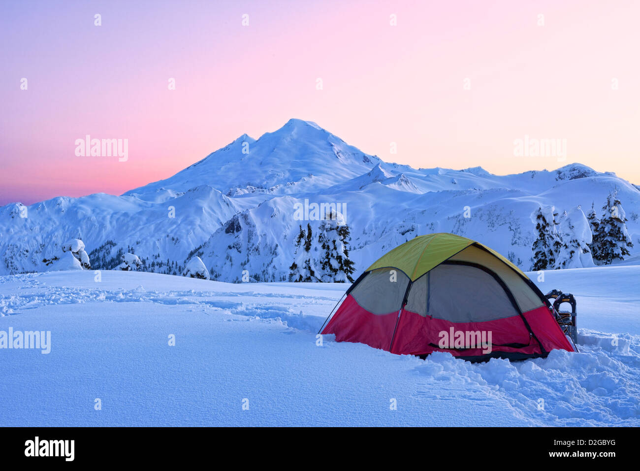 Altitude tent hi-res stock photography and images - Alamy