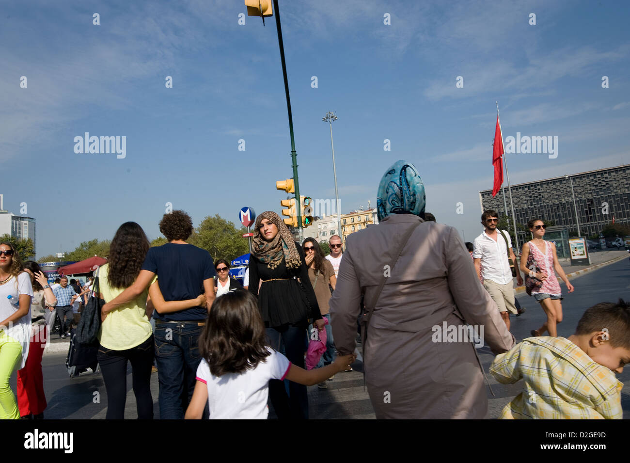 Turkey Istanbul Taksim Square Shopping High Resolution Stock Photography and Images Alamy