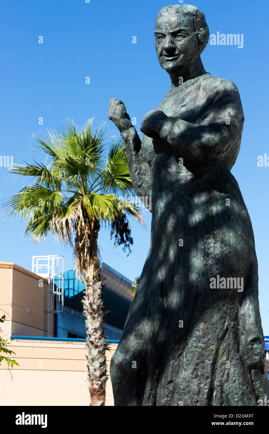 A statue of Golda Meir Stock Photo
