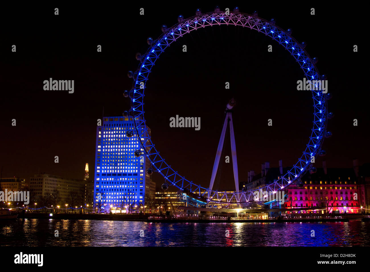 Shell Ferris Shell ferris wheel hi-res stock photography and images - Alamy