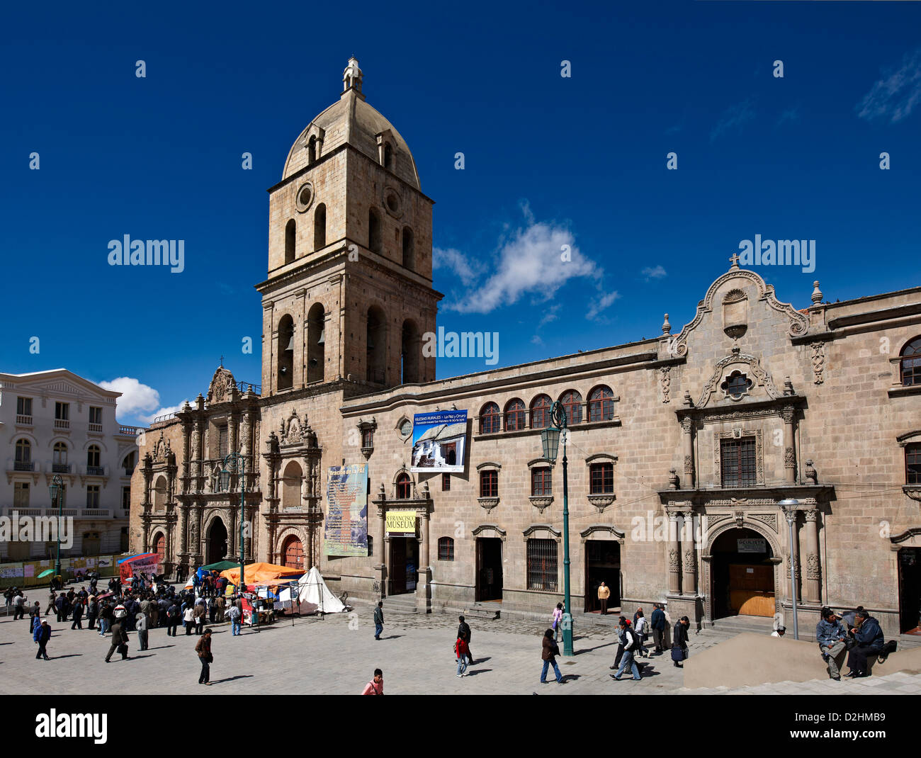 San Francisco Church, founded in 1548 and rebuilt 1784, Iglesia de San Francisco and plaza, La Paz, Bolivia, South America