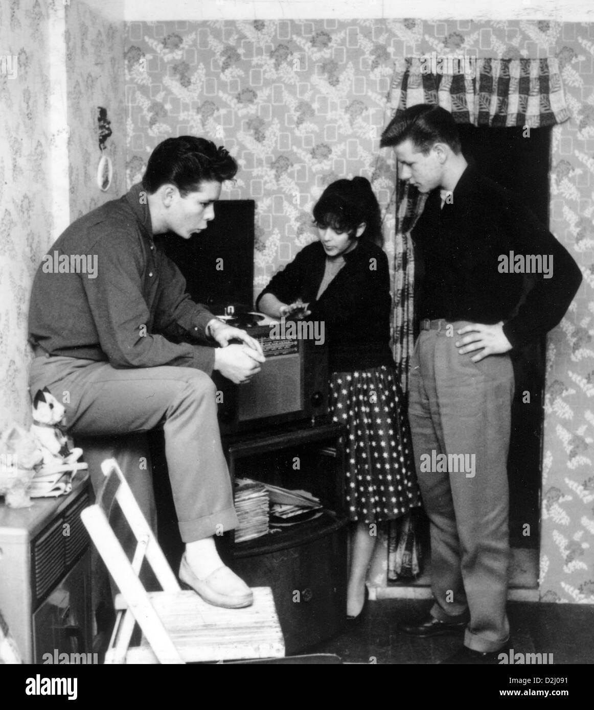 CLIFF RICHARD and family at their Ealing Council home in 1959 Stock Photo