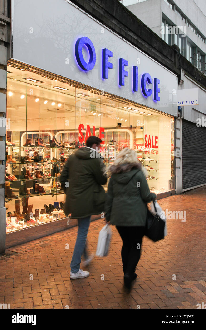 An Office store on High Street, Bromley Stock Photo - Alamy