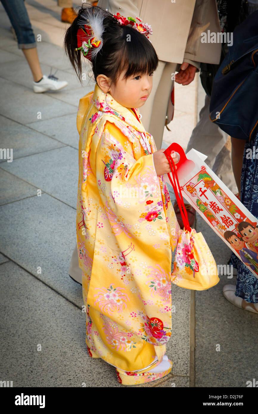 kimono wedding guest