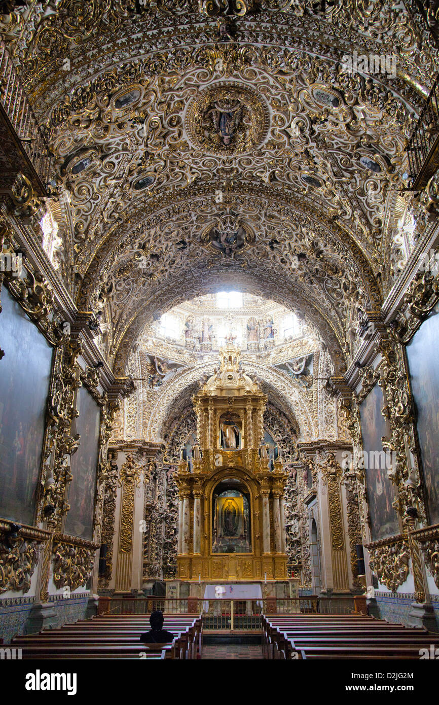 Interior of Capilla Del Rosario at Santo Domingo de Guzmán Church in City  of Puebla in Mexico Stock Photo - Alamy
